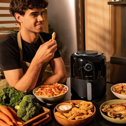 Freidora de Aire 2.5 L – Diseño Compacto con Calentamiento Rápido de 1200 W y Cocina Sin Aceite